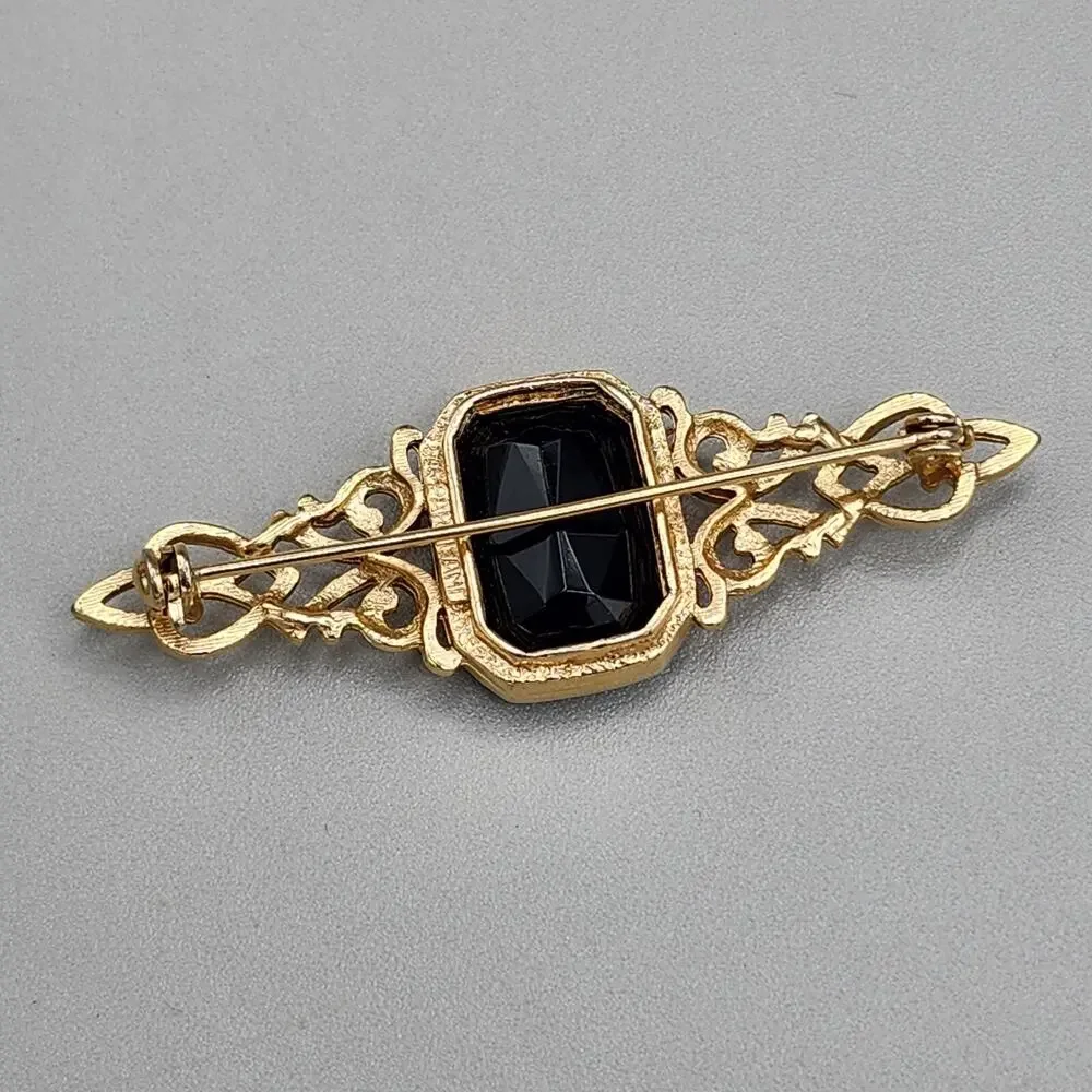 Vintage Park Lane Bar Brooch Signed 2” Gold Tone Black Faux Stone Pin Jewelry